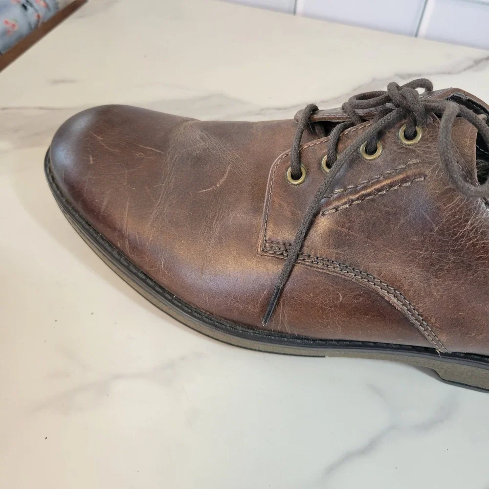 Clarks Derby Shoes Mens Size 12 Hinman Mahogany Leather Lace Up Distressed